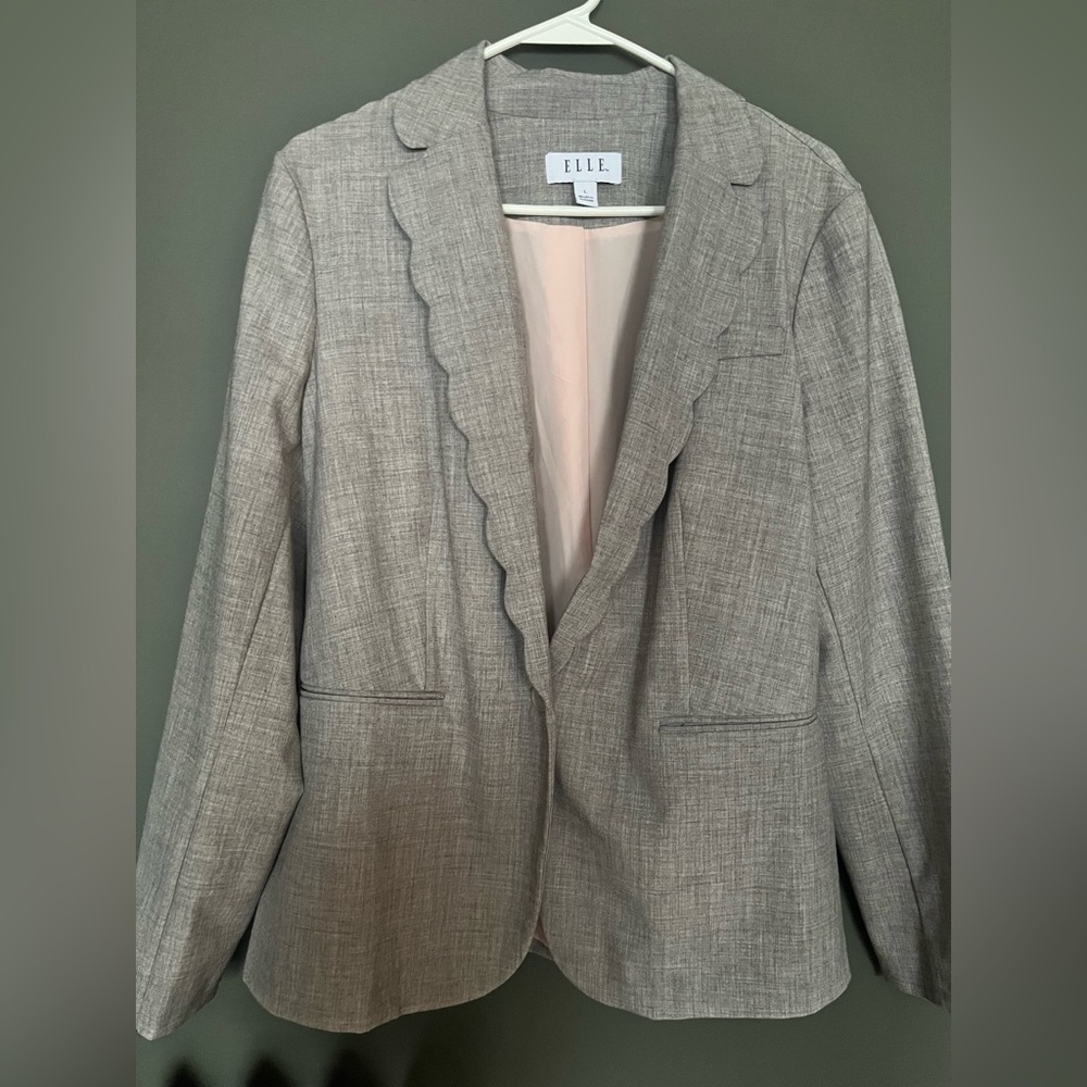 Elle soft gray blazer with pink lining